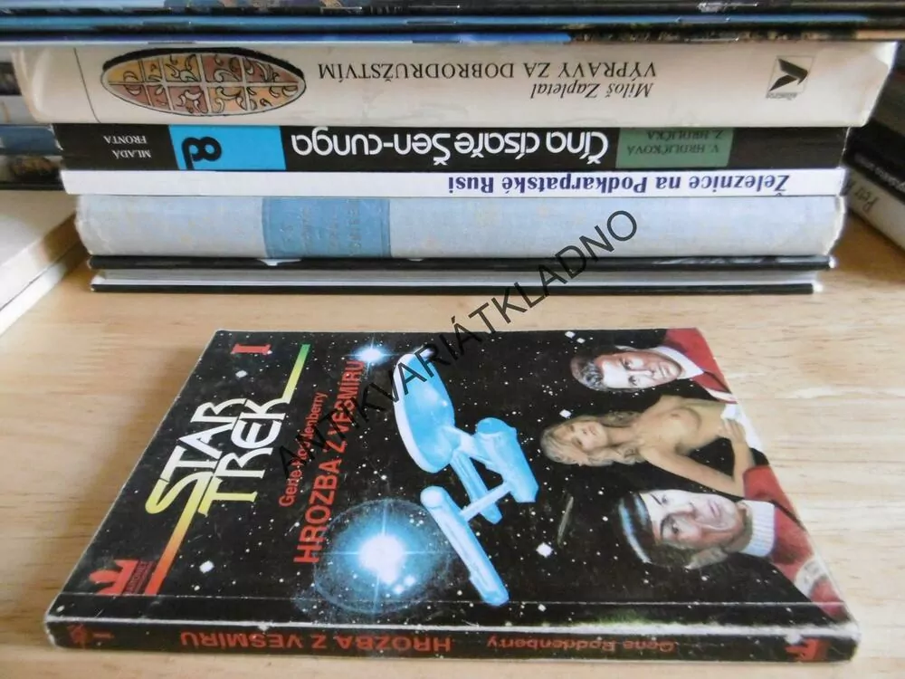 STAR TREK 1, HROZBA Z VESMÍRU, GENE RODDENBERRY, **an