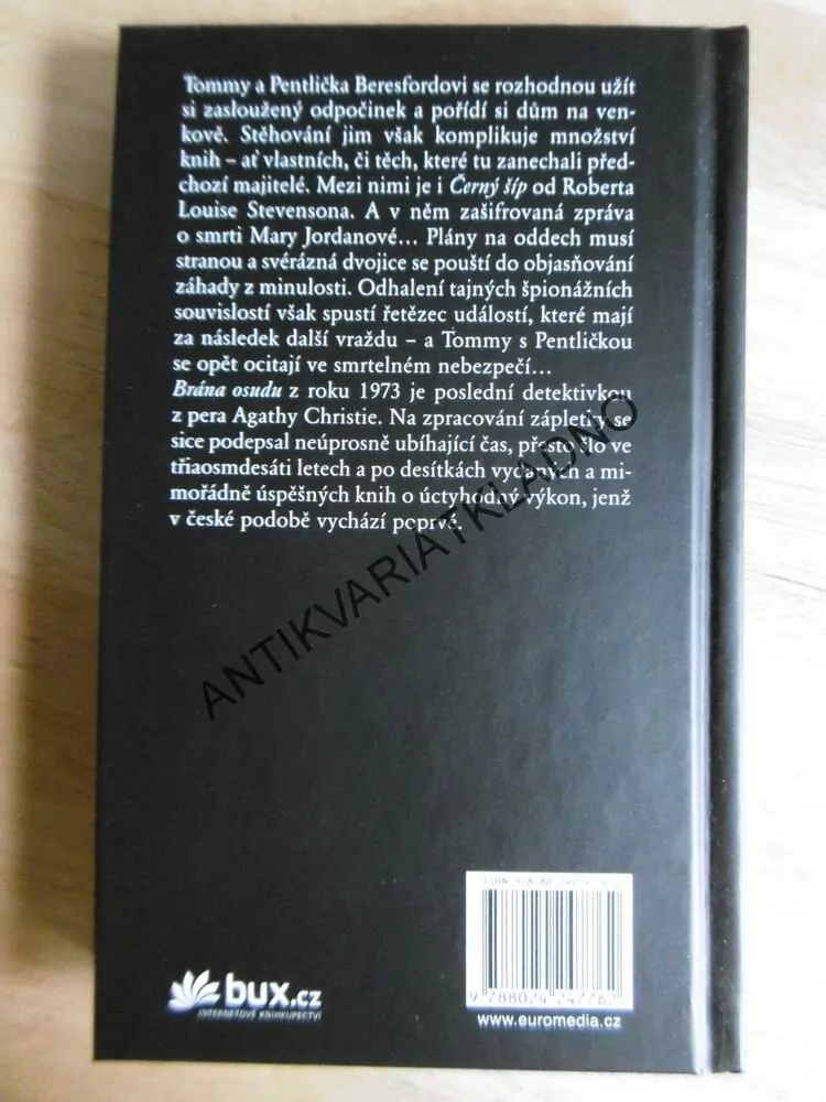 BRÁNA OSUDU, AGATHA CHRISTIE