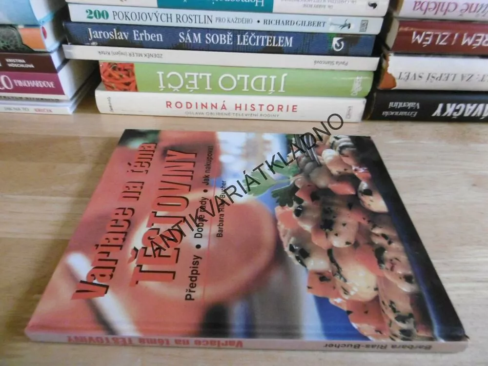 VARIACE NA TÉMA TĚSTOVINY, BARBARA RIAS-BUCHER, **an