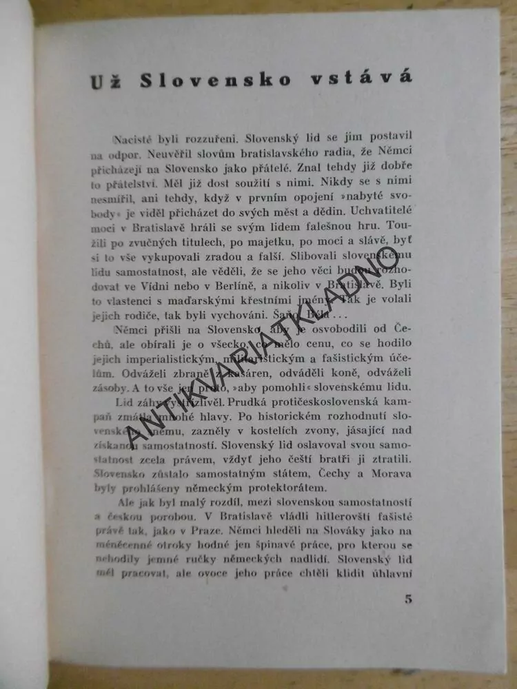 SLOVENSKÉ NÁRODNÍ POVSTANÍ, VÁVRA, OKTÁVEC,