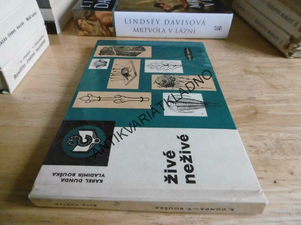 ŽIVÉ NEŽIVÉ, KAREL DUNDA, VLADIMÍR BOUŠKA, **an