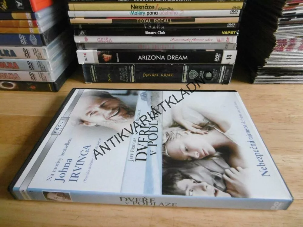 DVEŘE V PODLAZE, DVD FILM 