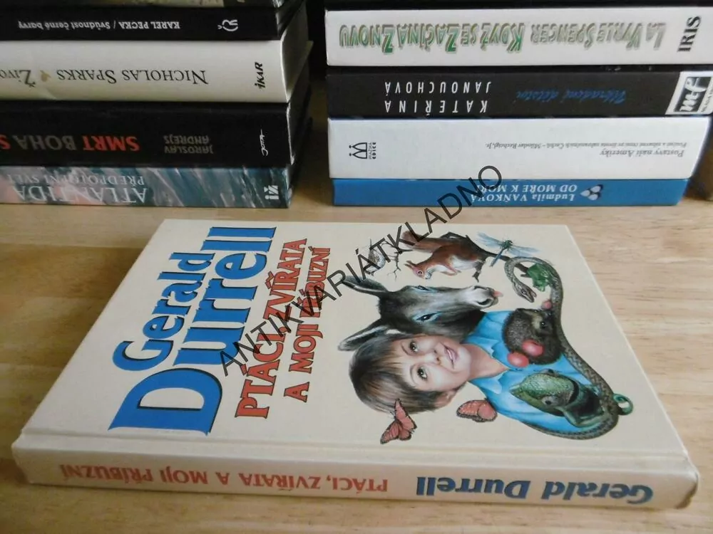 PTÁCI, ZVÍŘATA A MOJI PŘÍBUZNÍ, GERALD DURRELL, **an