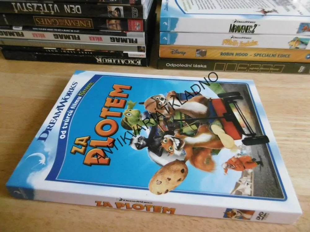 ZA PLOTEM, DVD FILM,