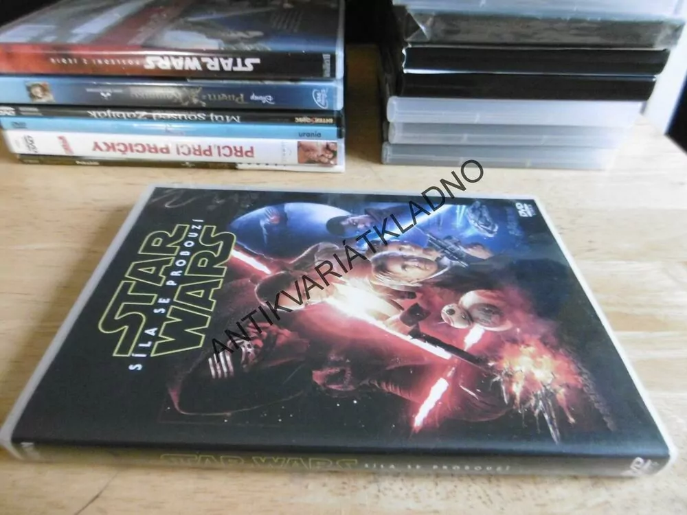 STAR WARS, SÍLA SE PROBOUZÍ, DVD FILM
