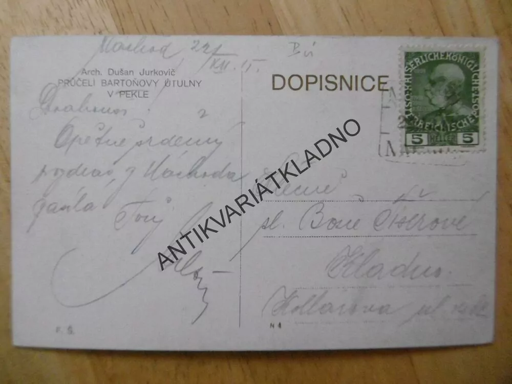 PEKLO, PRŮČELÍ BARTOŇOVY ÚTULNY V PEKLE