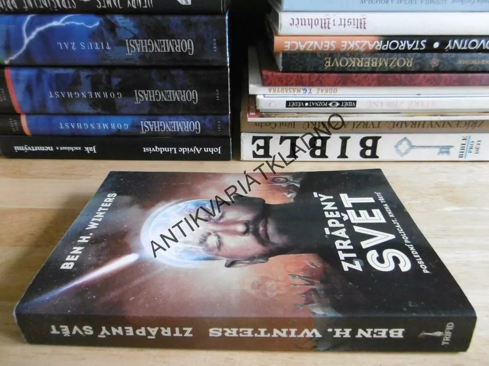 ZTRÁPENÝ SVĚT, BEN H. WINTERS, **an