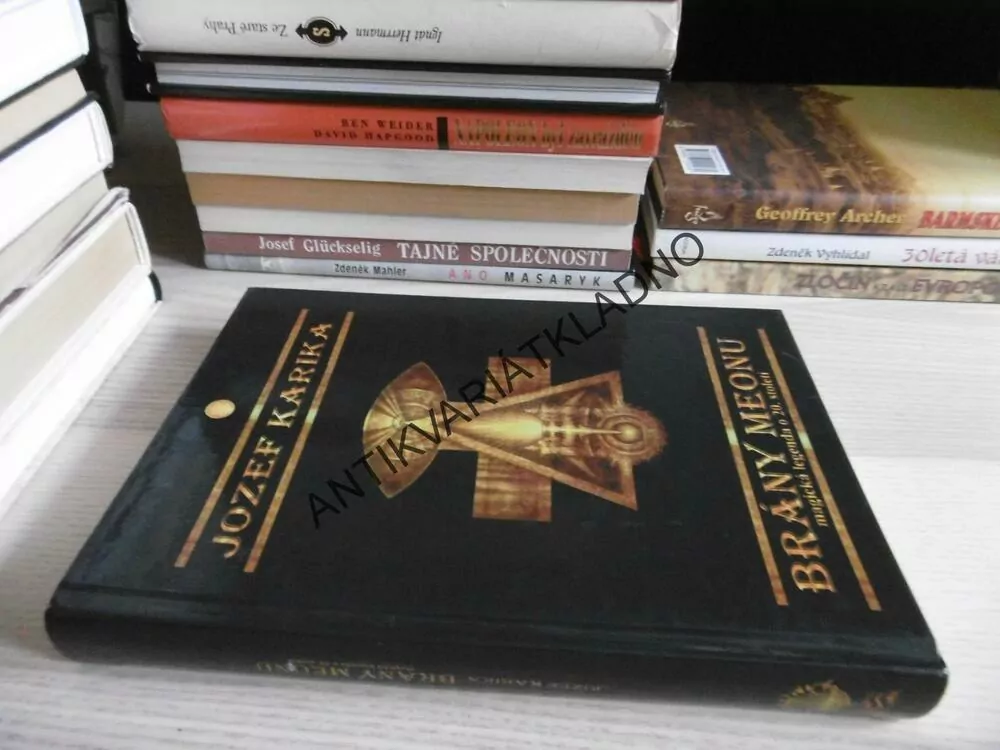 BRÁNY MEONU, MAGICKÁ LEGENDA O 20. STOLETÍ, JOZEF KARIKA, **an