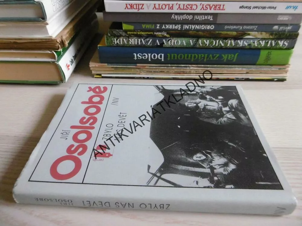 ZBYLO NÁS DEVĚT, JIŘÍ OSOLSOBĚ, **an