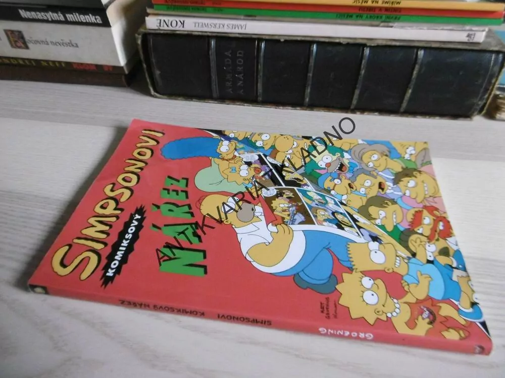 SIMPSONOVI, KOMIKSOVÝ NÁŘEZ, MATT GROENING, **an