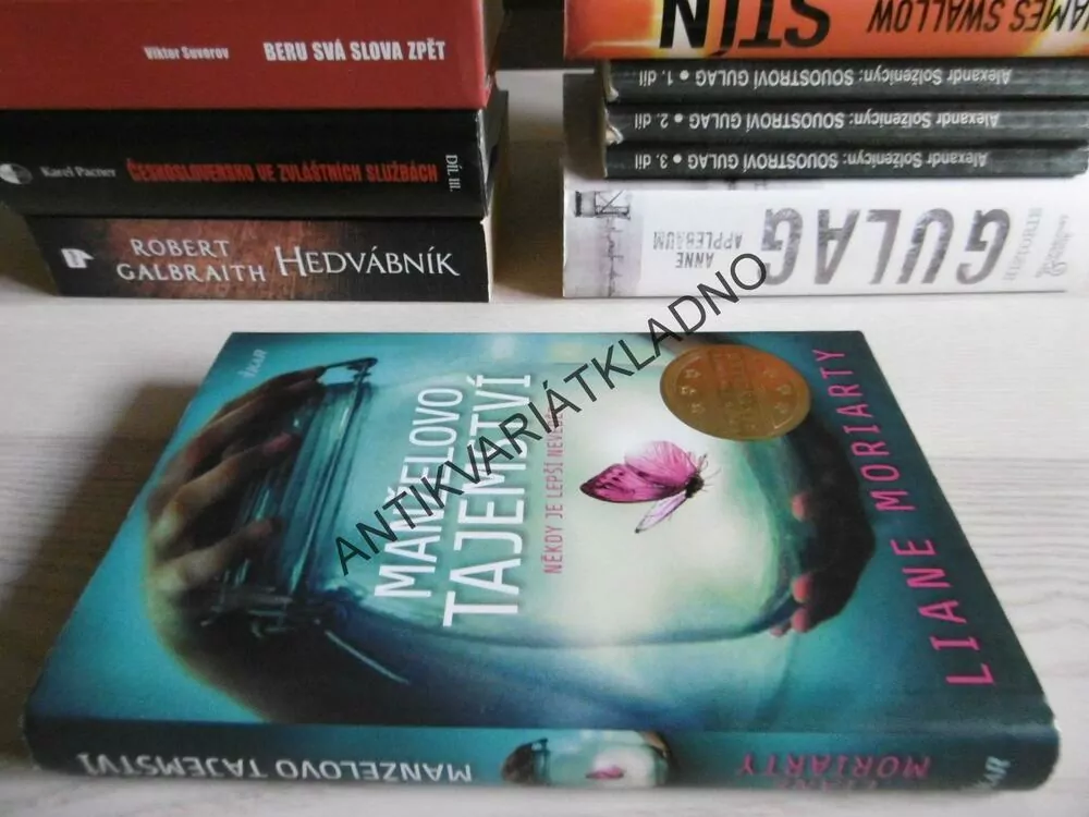 MANŽELOVO TAJEMSTVÍ, LIANE MORIARTY, **an