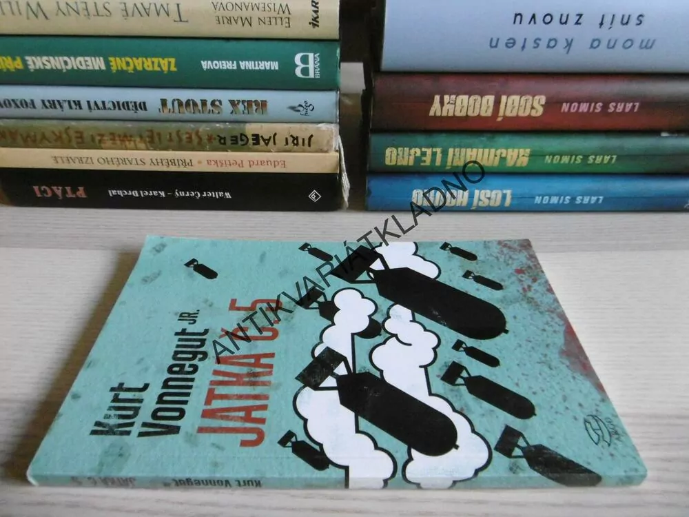 JATKA Č. 5, KURT VONNEGUT JR., **an