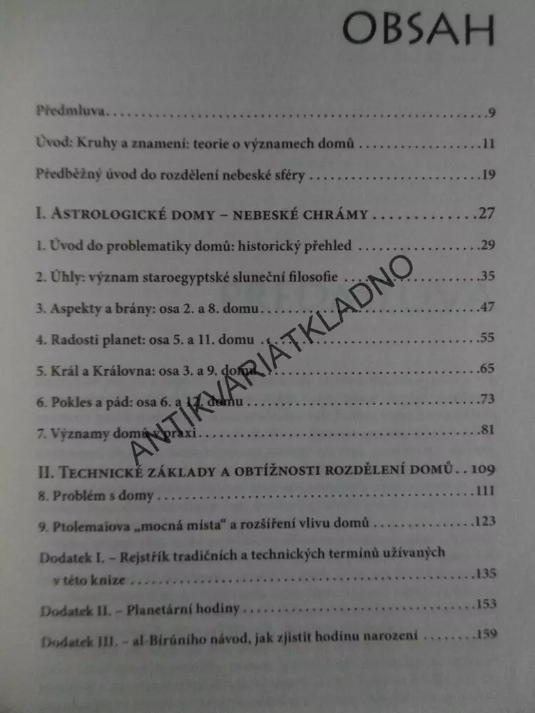 ASTROLOGICKÉ DOMY, HOROSKOPY, PLANETY A ZNAMENÍ, HOULDINGOVÁ
