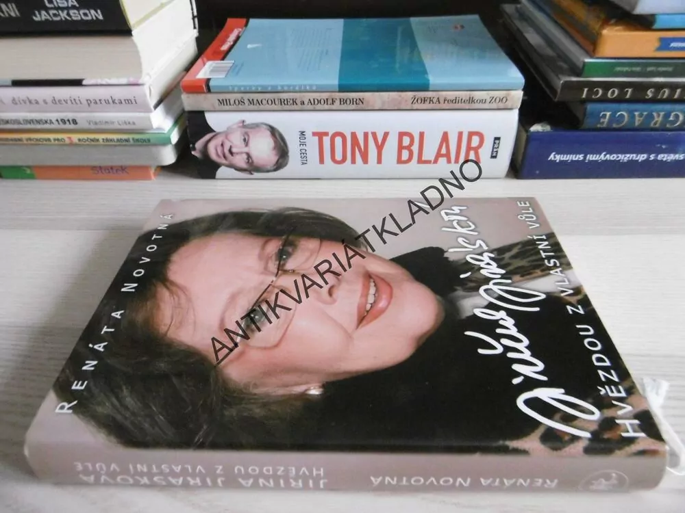 JIŘINA JIRÁSKOVÁ, HVĚZDOU Z VLASTNÍ VŮLE, RENÁTA NOVOTNÁ, **an