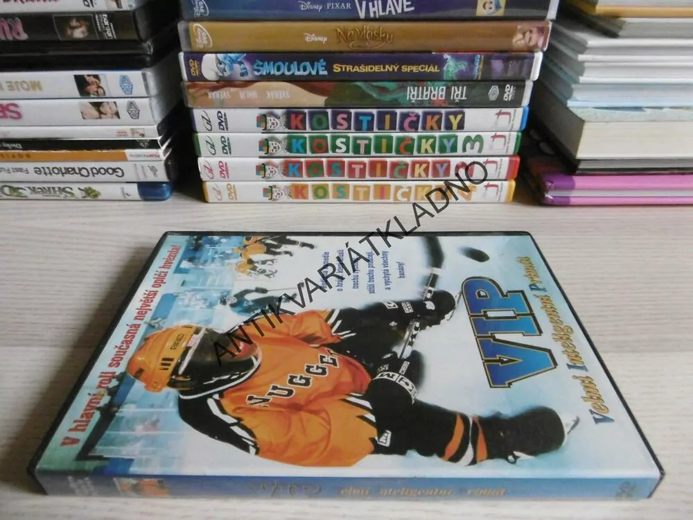 VIP, VELMI INTELIGENTNÍ PRIMÁT, DVD FILM