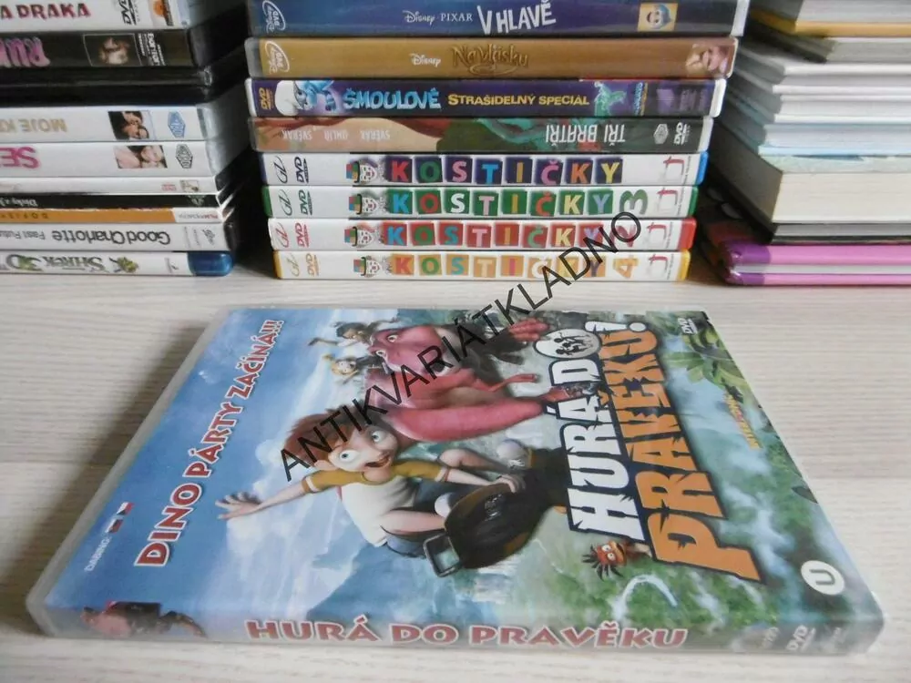 HURÁ DO PRAVĚKU!,  DVD FILM