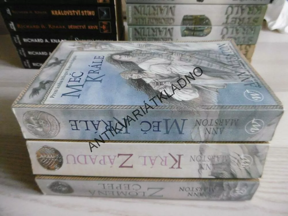 RUNOVÉ ČEPELE, 1-3, ANN MARSTON, **an