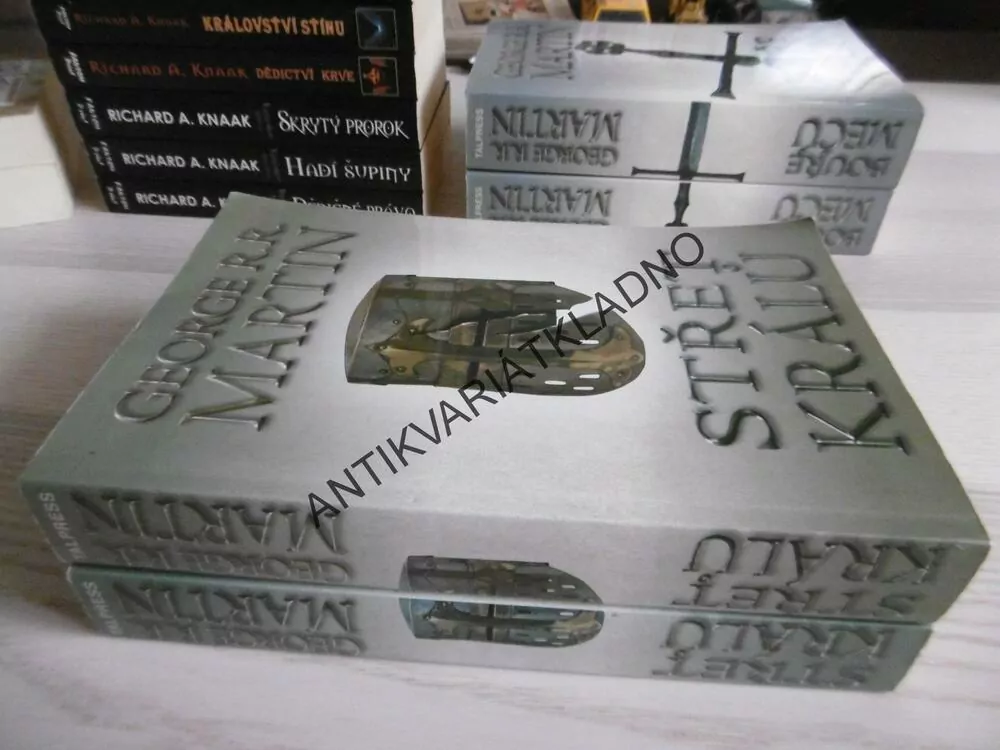 HRA O TRŮNY, STŘET KRÁLŮ, KNIHA DRUHÁ, PÍSEŇ LEDU A OHNĚ, GEORGE R.R.MARTIN, **an