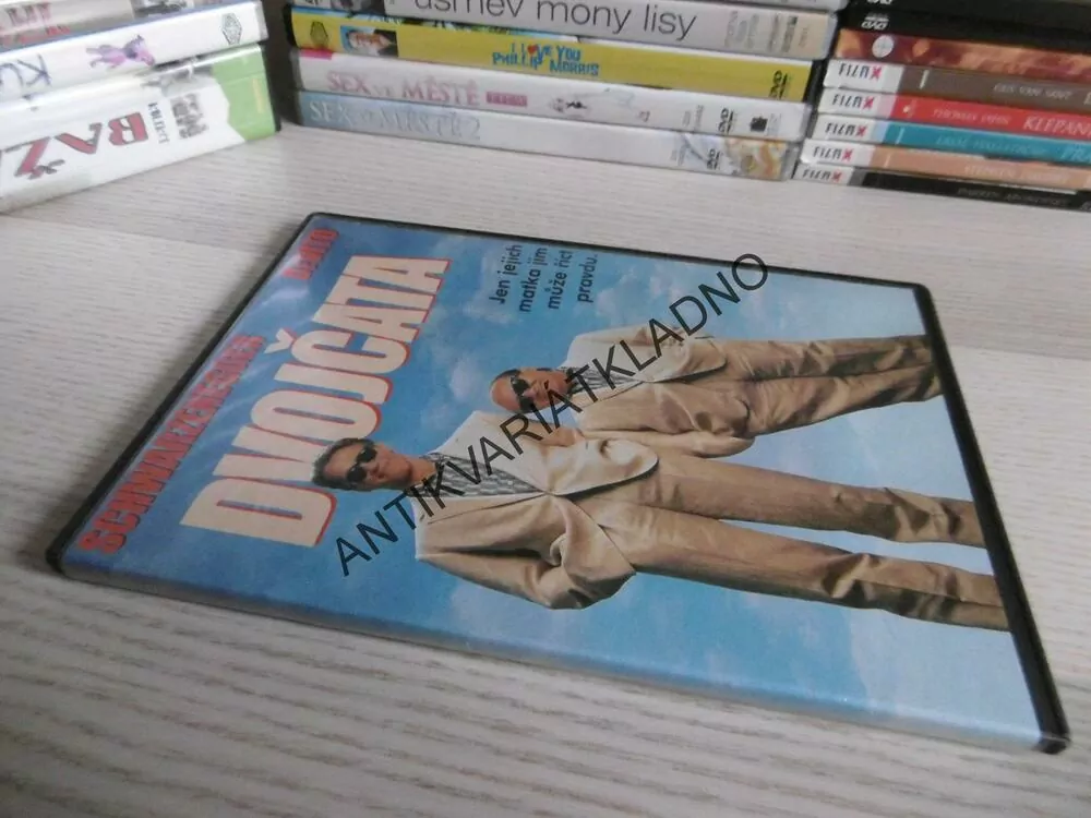 DVOJČATA, DVD FILM