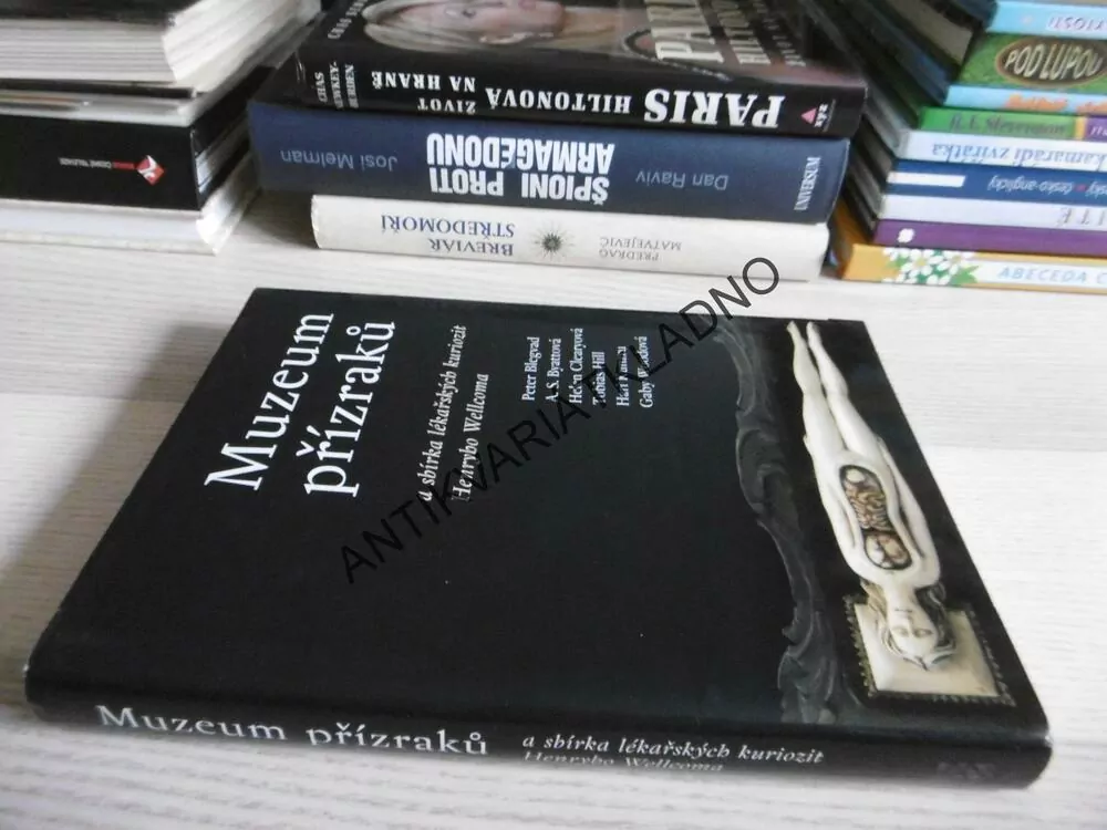 MUZEUM PŘÍZRAKŮ A SBÍRKA LÉKAŘSKÝCH KURIOZIT, HENRY WLLCOM, **an
