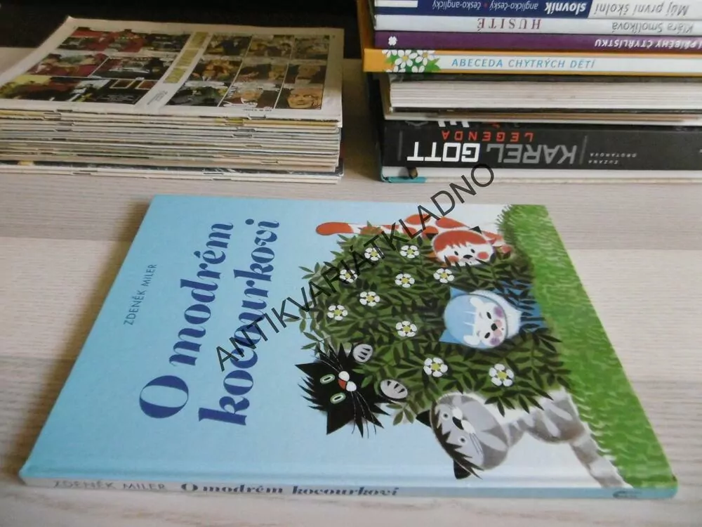 O MODRÉM KOCOURKOVI, ZDENĚK MILER,, **an