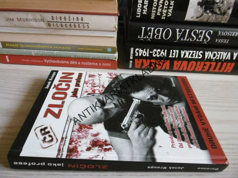 ZLOČIN JAKO PROFESE, JANEK KROUPA, **an