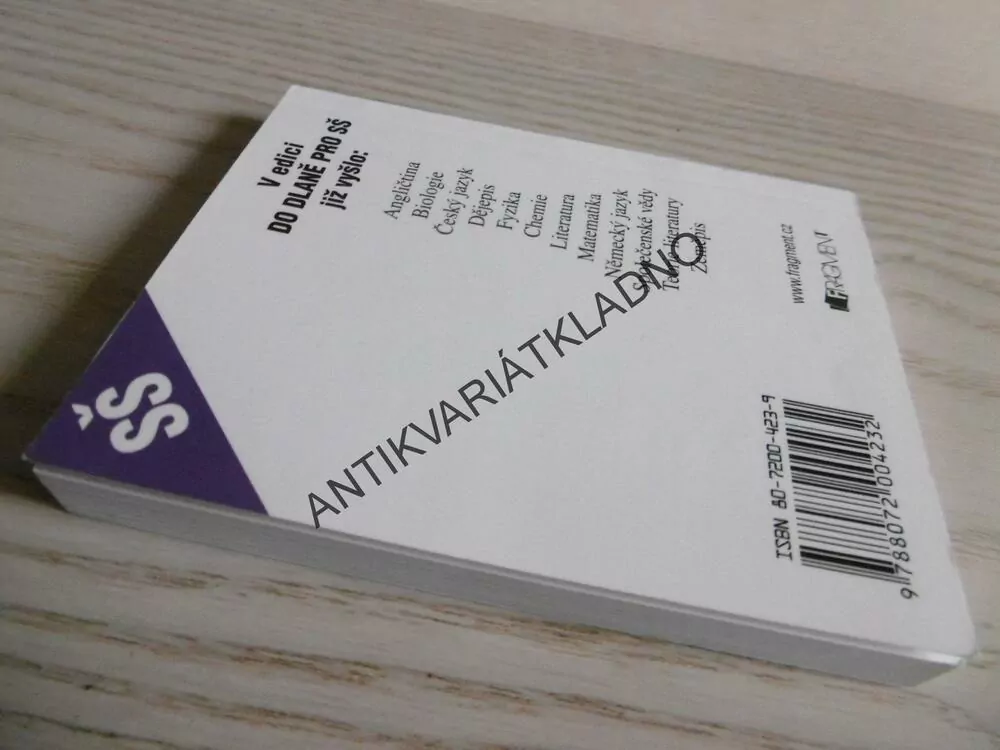 CHEMIE DO DLANĚ, MINI KNÍŽKA, RŮŽIČKOVÁ, SŠ