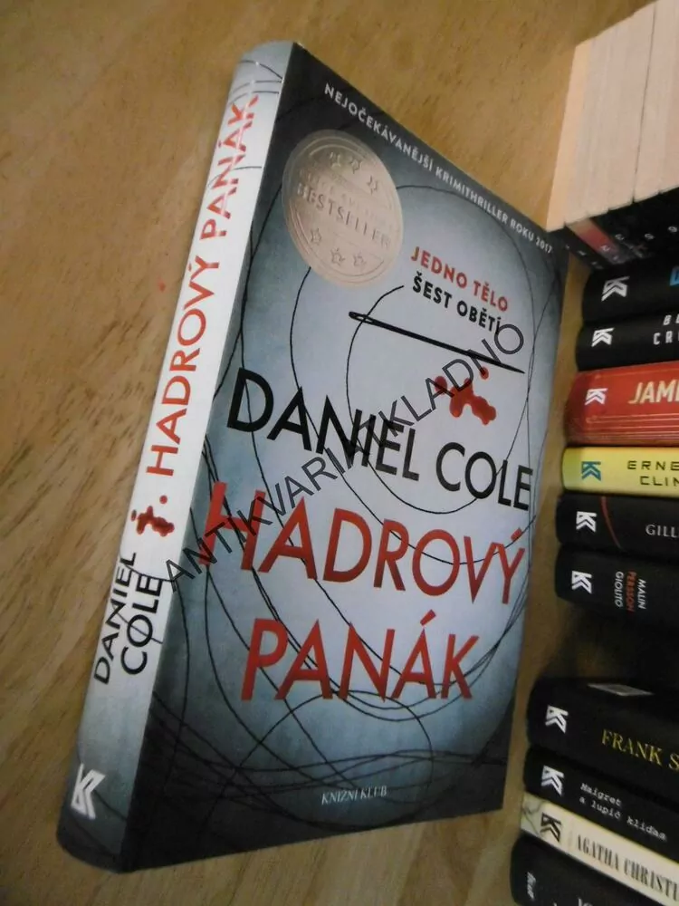 HADROVÝ PANÁK, DANIEL COLE, BESTSELLER, **an