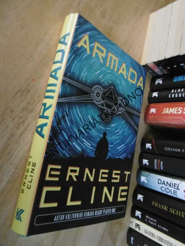 ARMÁDA, ERNEST CLINE, AUTOR ROMÁNU READY PLAYER ONE,**an