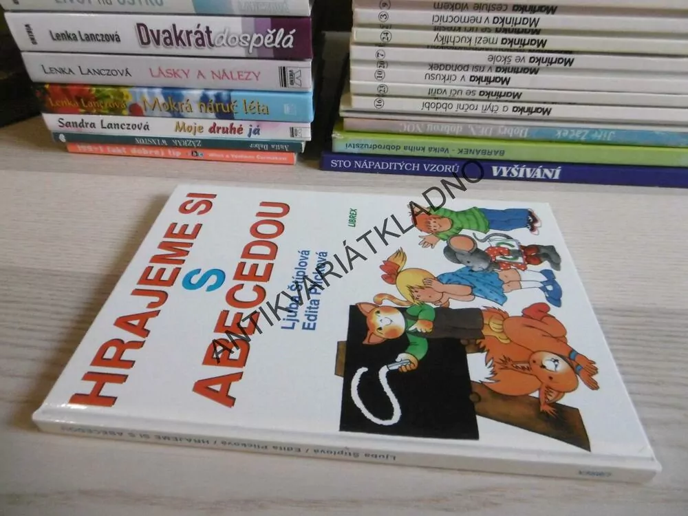 HRAJEME SI S ABECEDOU, LJUBA ŠTÍPLOVÁ, **an