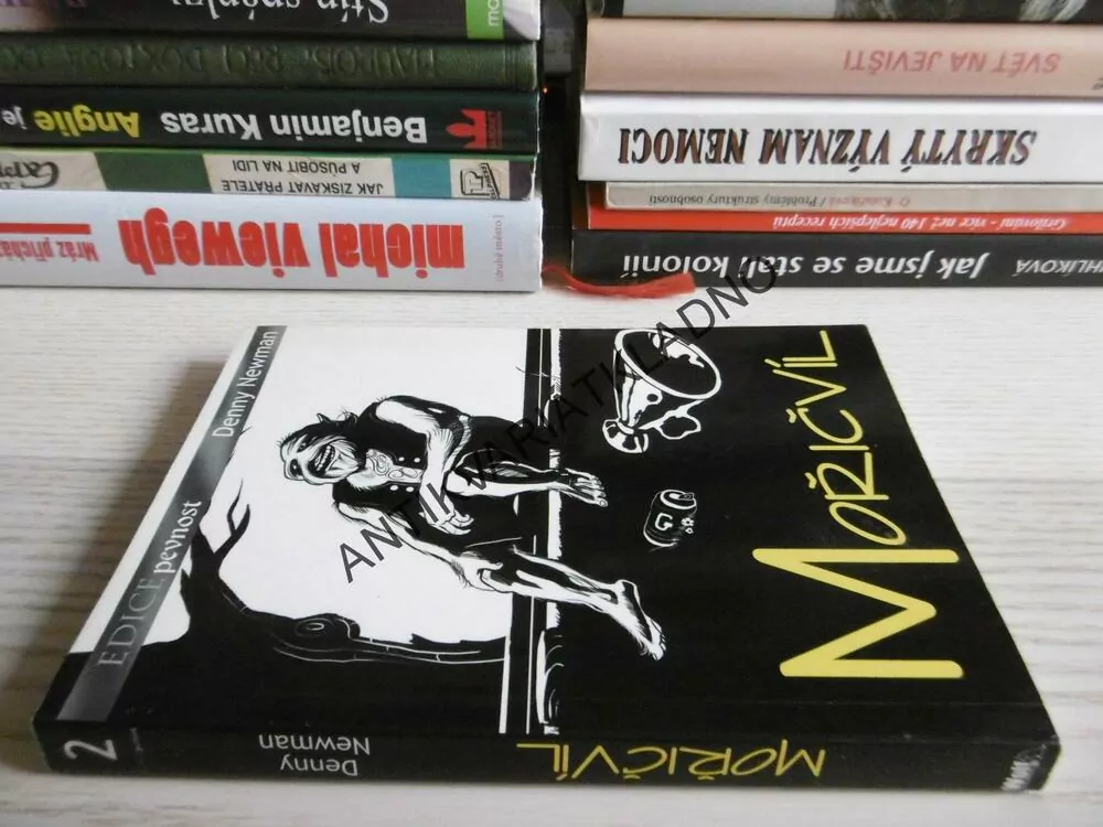 MOŘIČVÍL, DENNY NEWMAN, **an