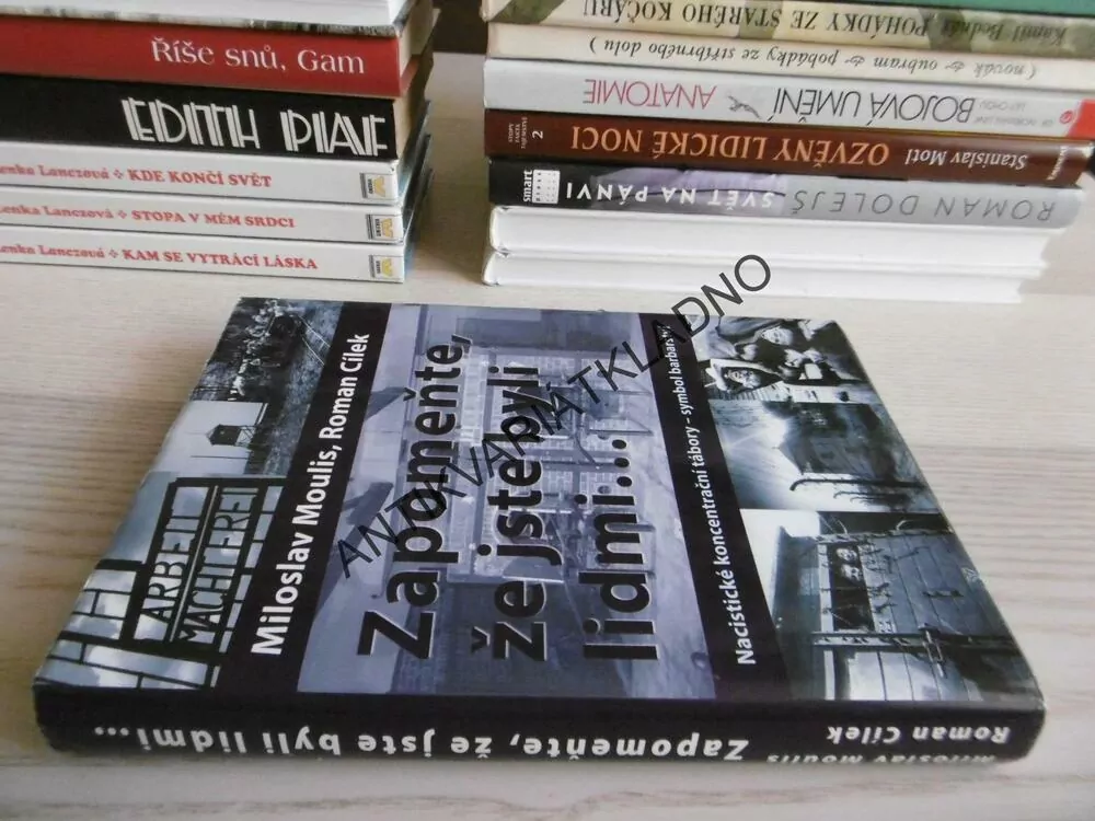 ZAPOMEŇTE, ŽE JSTE BYLI LIDMI..., ROMAN CÍLEK, **an