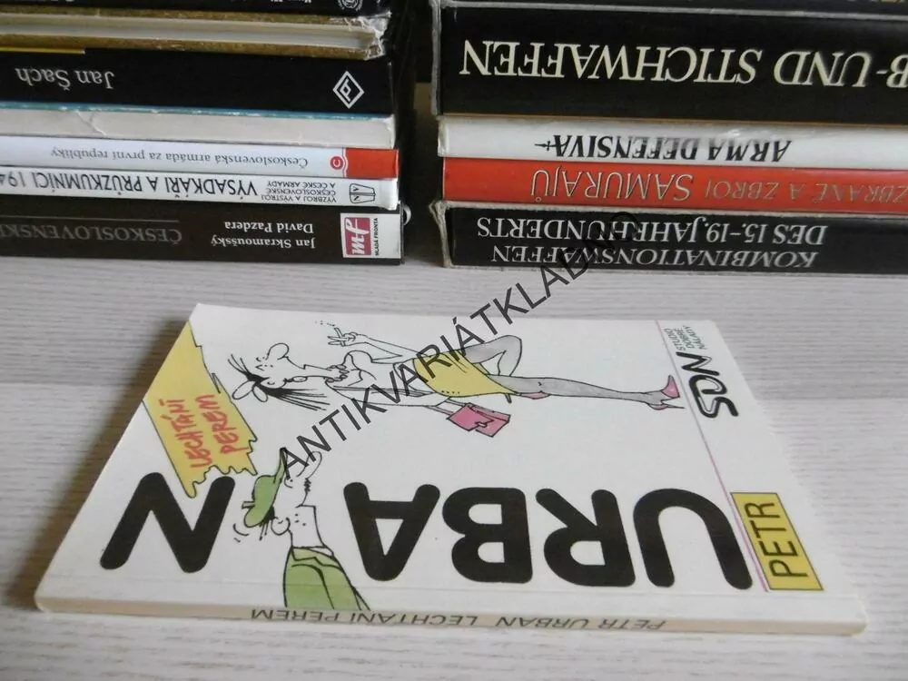 LECHTÁNÍ PEREM, PETR URBAN, **an