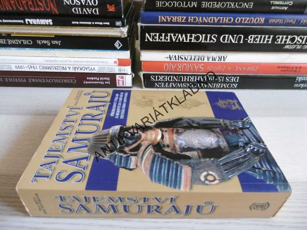 TAJEMSTVÍ SAMURAJŮ, OSCAR RATTI