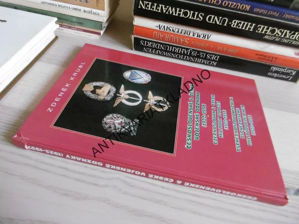 ČESKOSLOVENSKÉ A ČESKÉ VOJENSKÉ ODYNAKY (1922-1997), ZDENĚK KRUBL, **an
