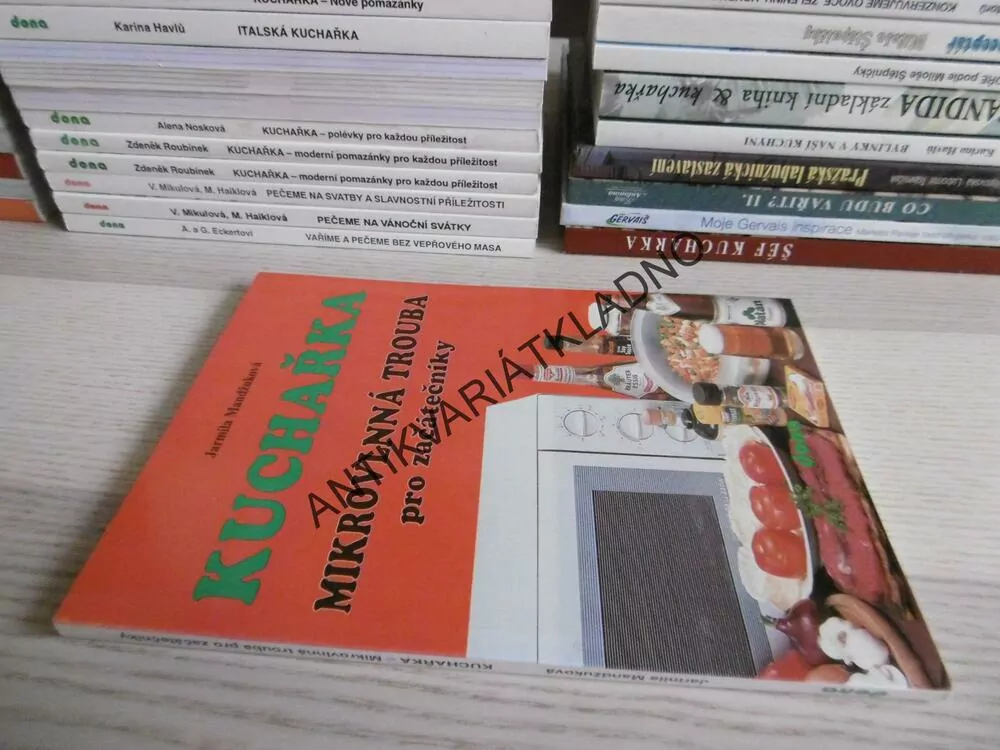 MIKROVLNNÁ TROUBA PRO ZAČÁTEČNÍKY, JARMILA MANDŽUKOVÁ, **an