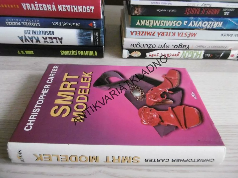 SMRT MODELEK, CHRISTOPHER CARTER, **an