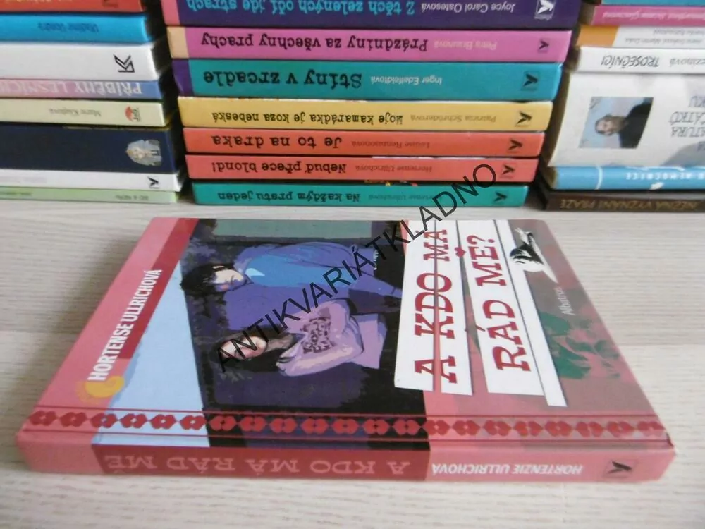 A KDO MÁ RÁD MĚ?, HORTENSE ULLRICHOVÁ, **an