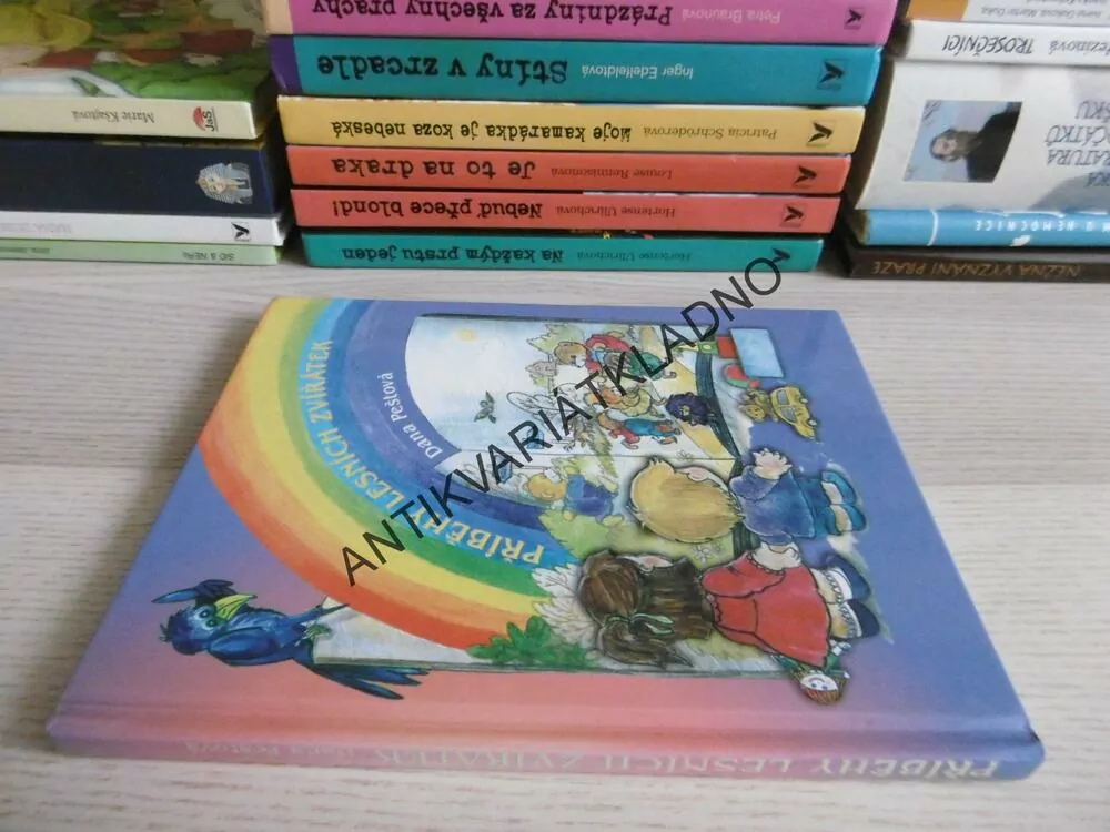 PŘÍBĚHY LESNÍCH ZVÍŘÁTEK, DANA PEŠTOVÁ, **an