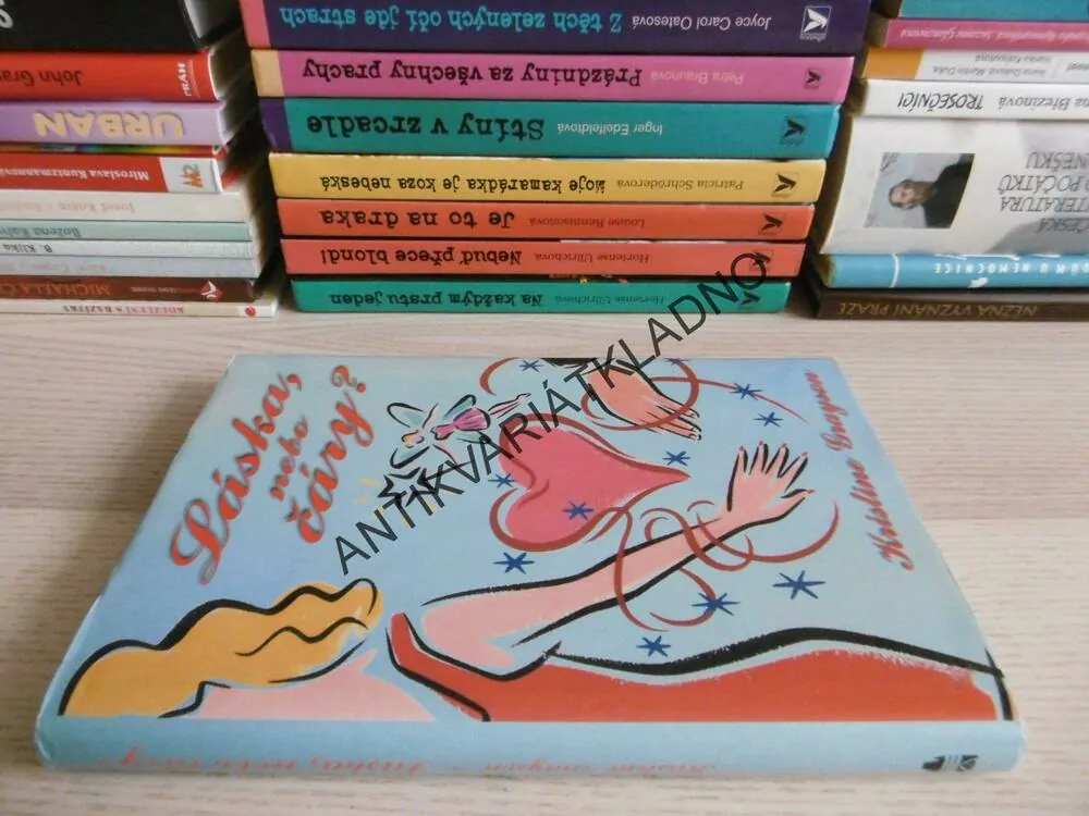 LÁSKA NEBO ČÁRY? KRISTINE GRAYSON, **an