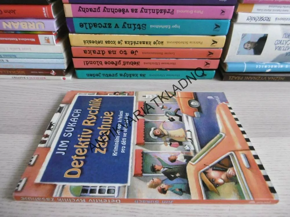 DETEKTIV RYCHLÍK ZASAHUJE, JIM SUKACH, **an