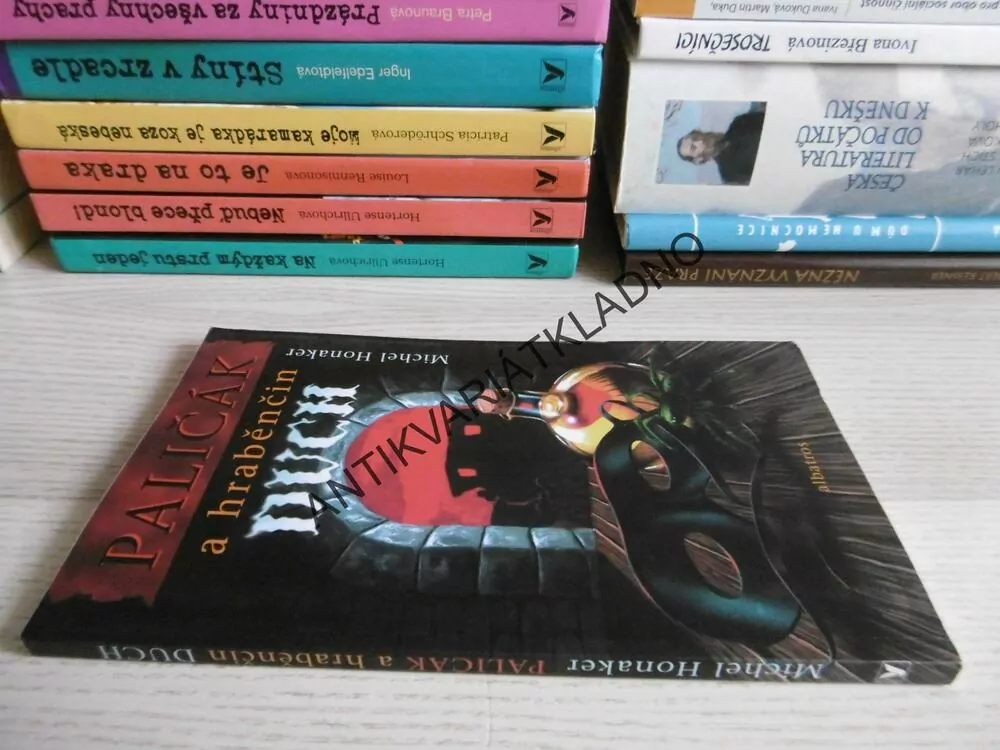 PALIČÁK A HRABĚNČIN DUCH, MICHEL HONAKER, **an