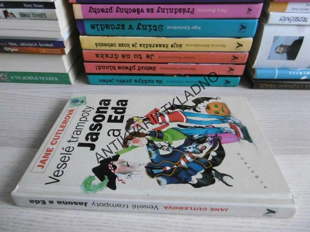 VESELÉ TRAMPOTY JASONA A EDA, JANE CUTLEROVÁ, **an