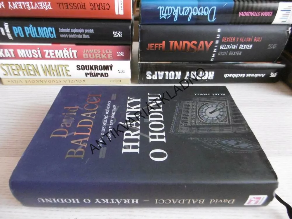 HRÁTKY O HODINU, DAVID BALDACCI, **an