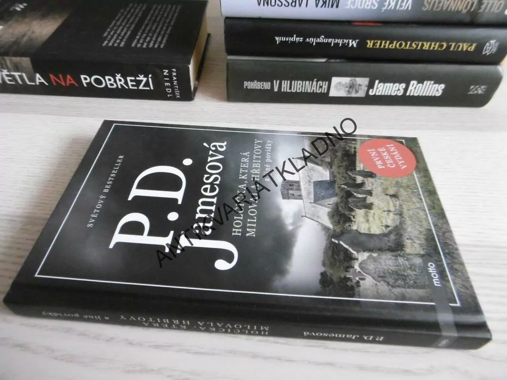 HOLČIČKA, KTERÁ MILOVALA HŘBITOVY, P. D. JAMESOVÁ, **an