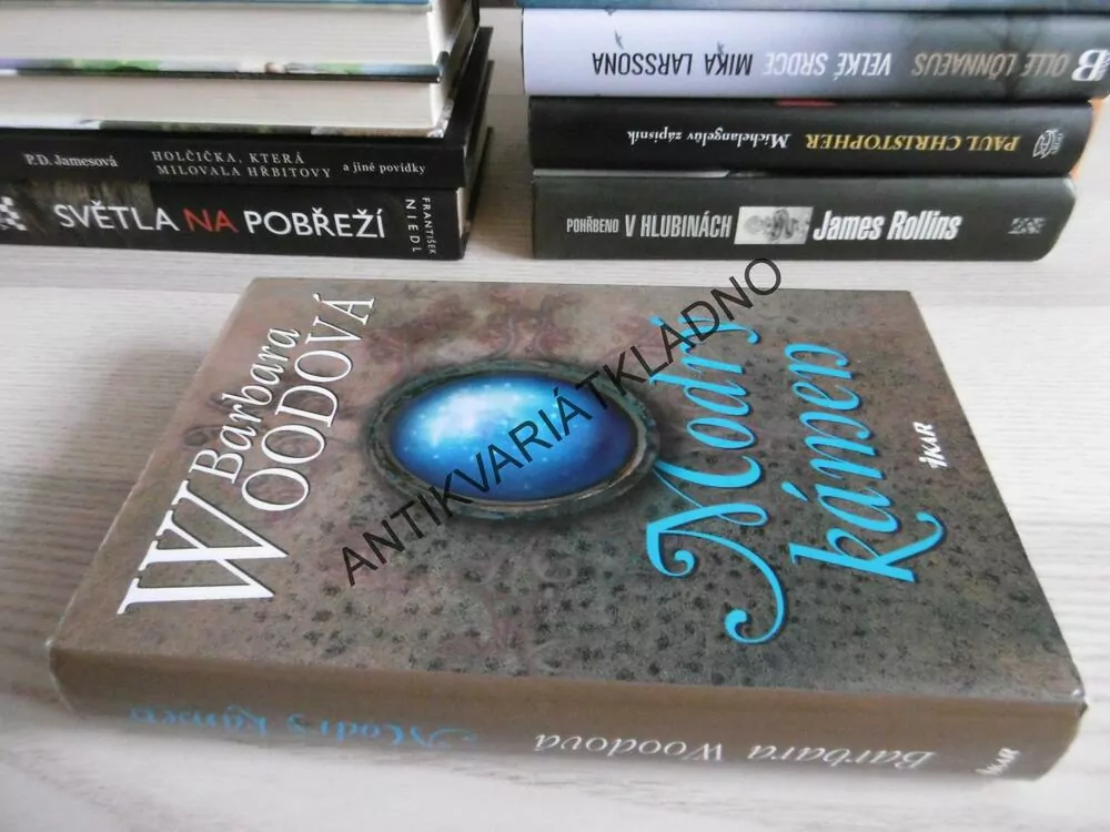 MODRÝ KÁMEN, BARBARA WOODOVÁ, **an