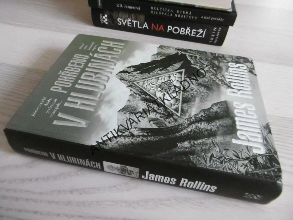 POHŘBENO V HLUBINÁCH, JAMES ROLLINS, **an