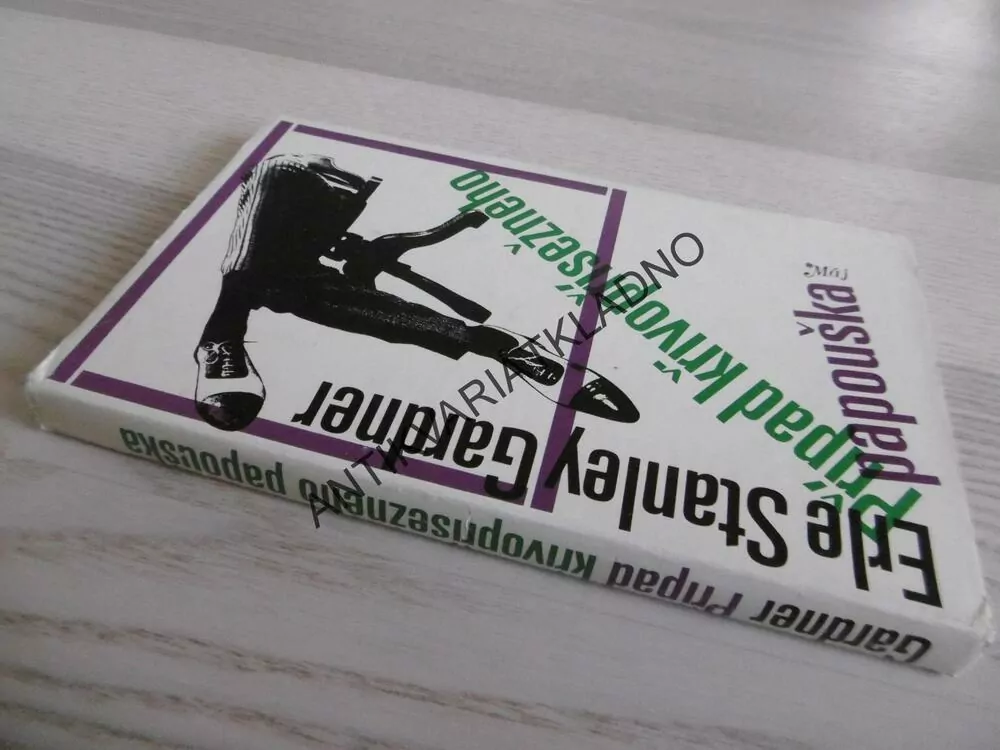 PŘÍPAD KŘIVOPŘÍSEŽNÉHO PAPOUŠKA, ERLE STANLEY GARDNER, **an