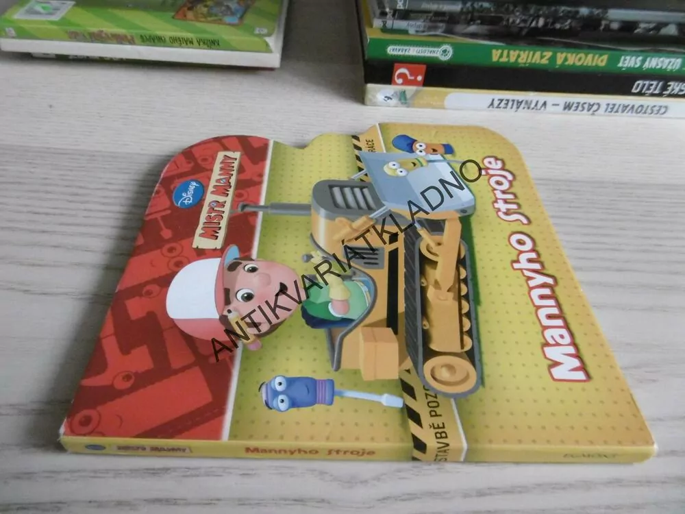 MANNYHO STROJE, MISTR MANNY, **an