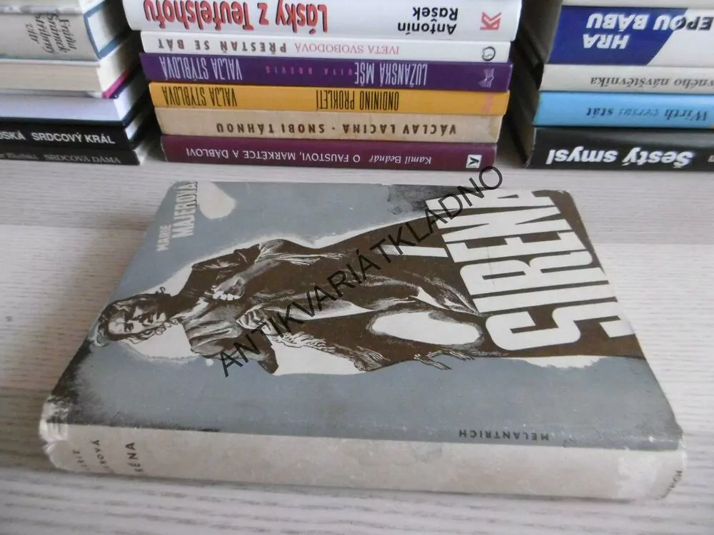 SIRÉNA, MARIE MAJEROVÁ, **an